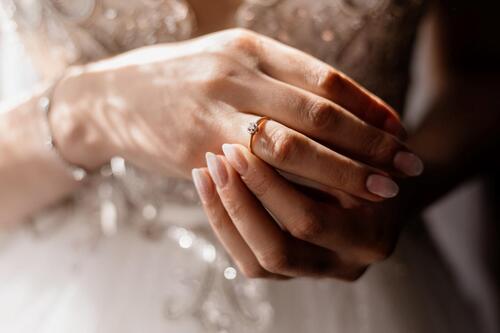Why You Should Choose a Lab-Grown Diamond for the Stone in an Engagement Ring